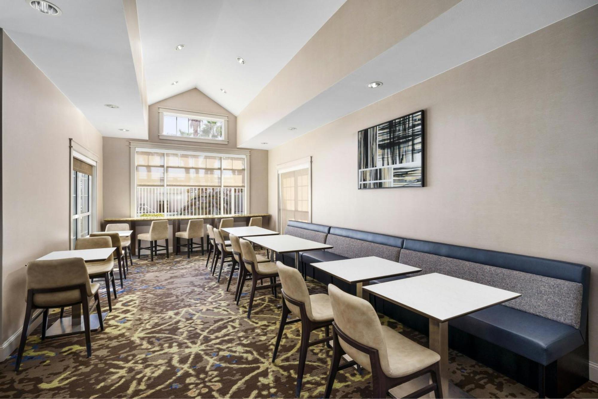 Residence Inn By Marriott Las Vegas Stadium Area Exterior photo